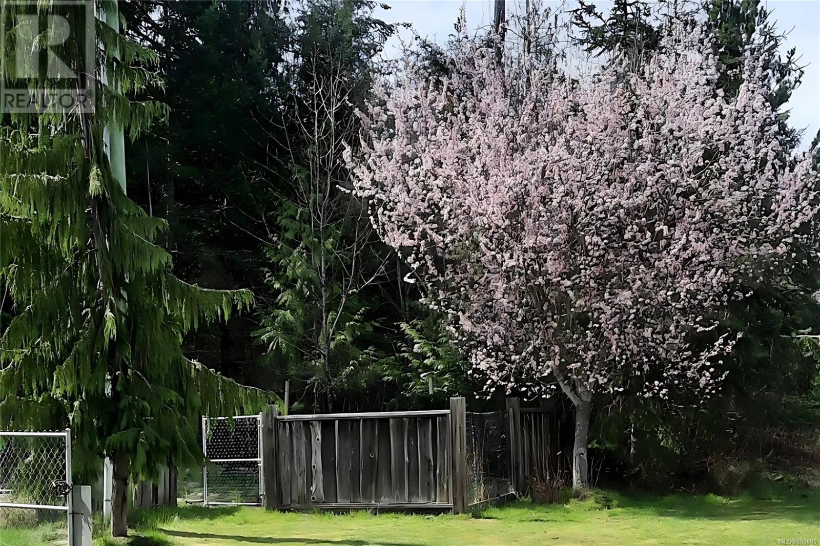 2450/2440 Whistler Rd W, Qualicum Beach, British Columbia  V9K 2A6 - Photo 32 - 989095