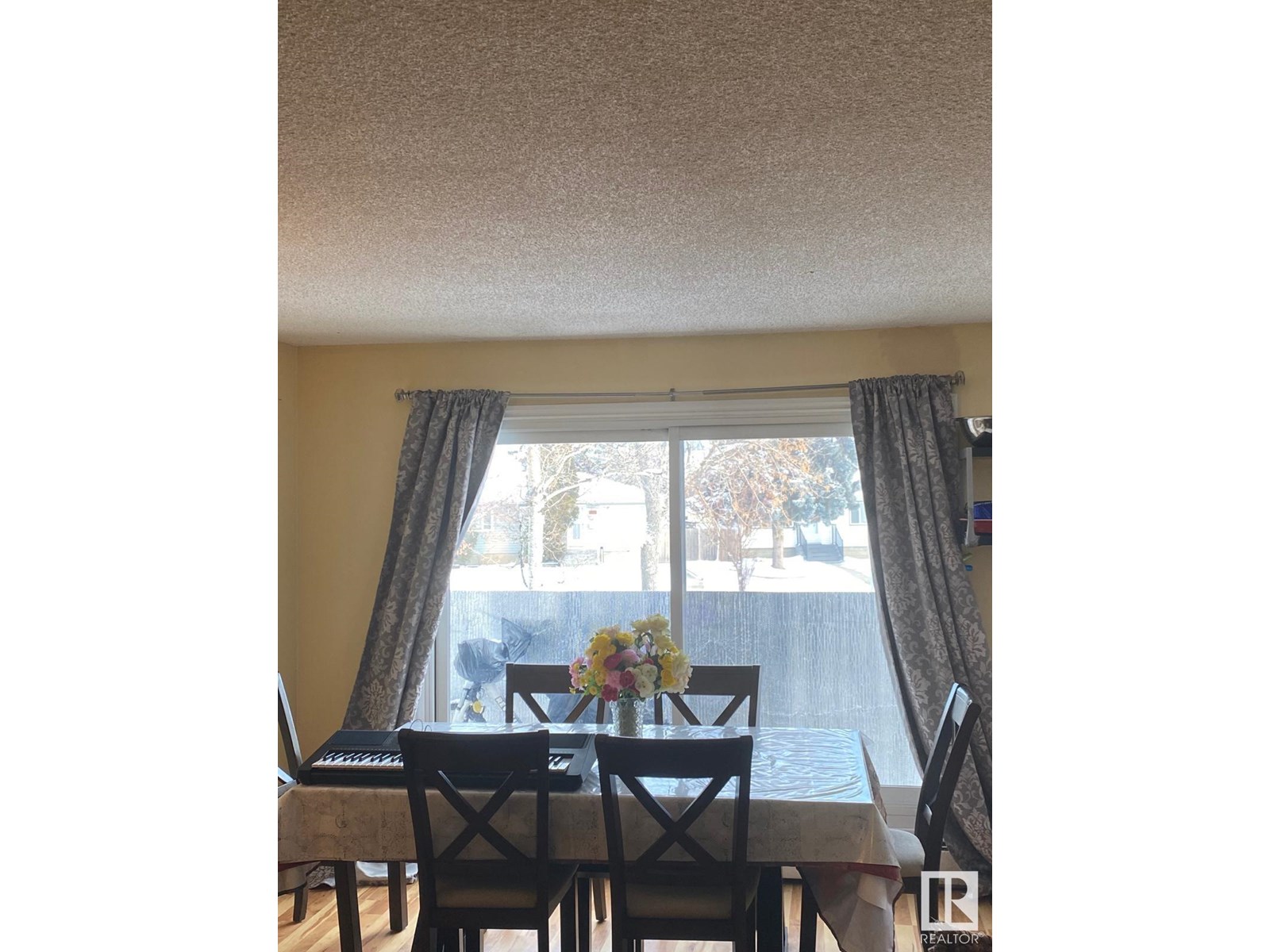 Property at #207 8930 149 ST NW image 4