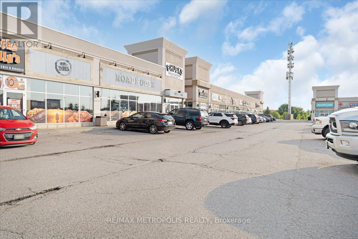 10 - 450 Holland Street W, Bradford West Gwillimbury (Bradford), Ontario  L3Z 0J4 - Photo 6 - N12280442