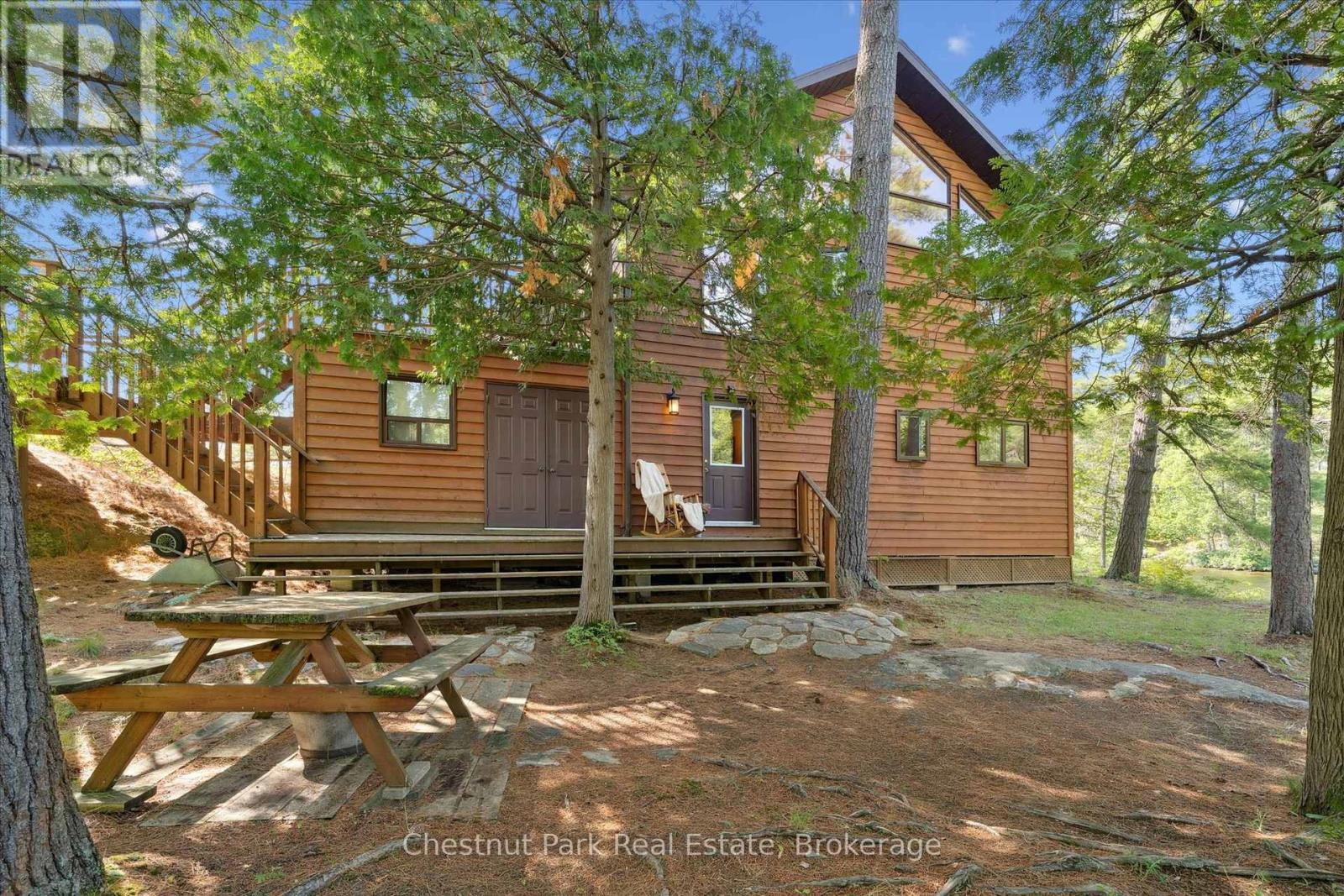 1 Diamond Island, Gravenhurst, Ontario  P1P 1R3 - Photo 10 - X12280494