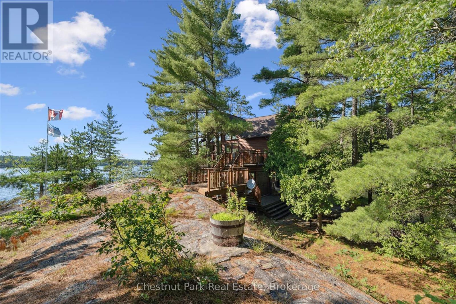 1 Diamond Island, Gravenhurst, Ontario  P1P 1R3 - Photo 42 - X12280494