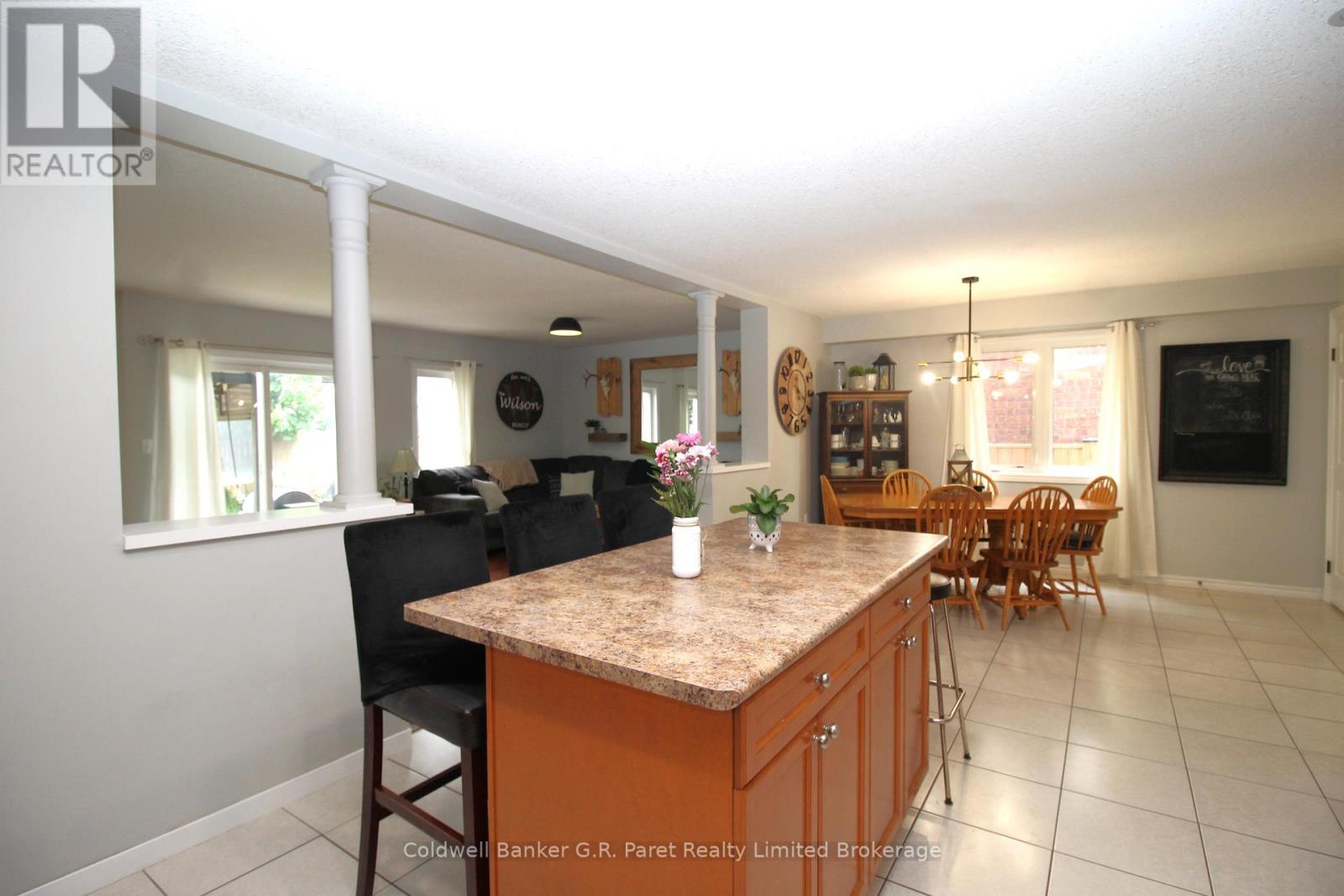 4 Langrell Avenue, Tillsonburg, Ontario  N4G 5X8 - Photo 10 - X12280473