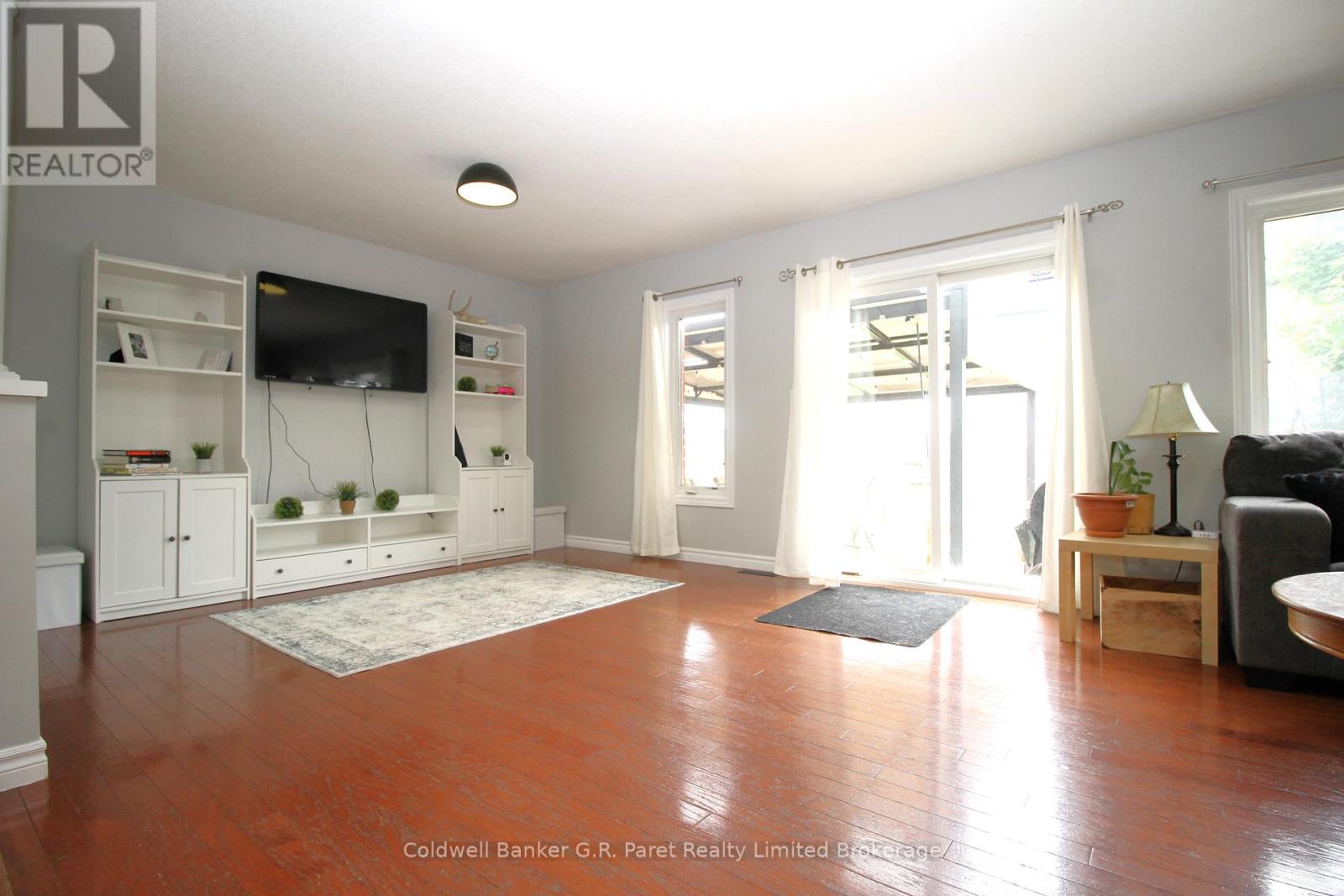 4 Langrell Avenue, Tillsonburg, Ontario  N4G 5X8 - Photo 12 - X12280473