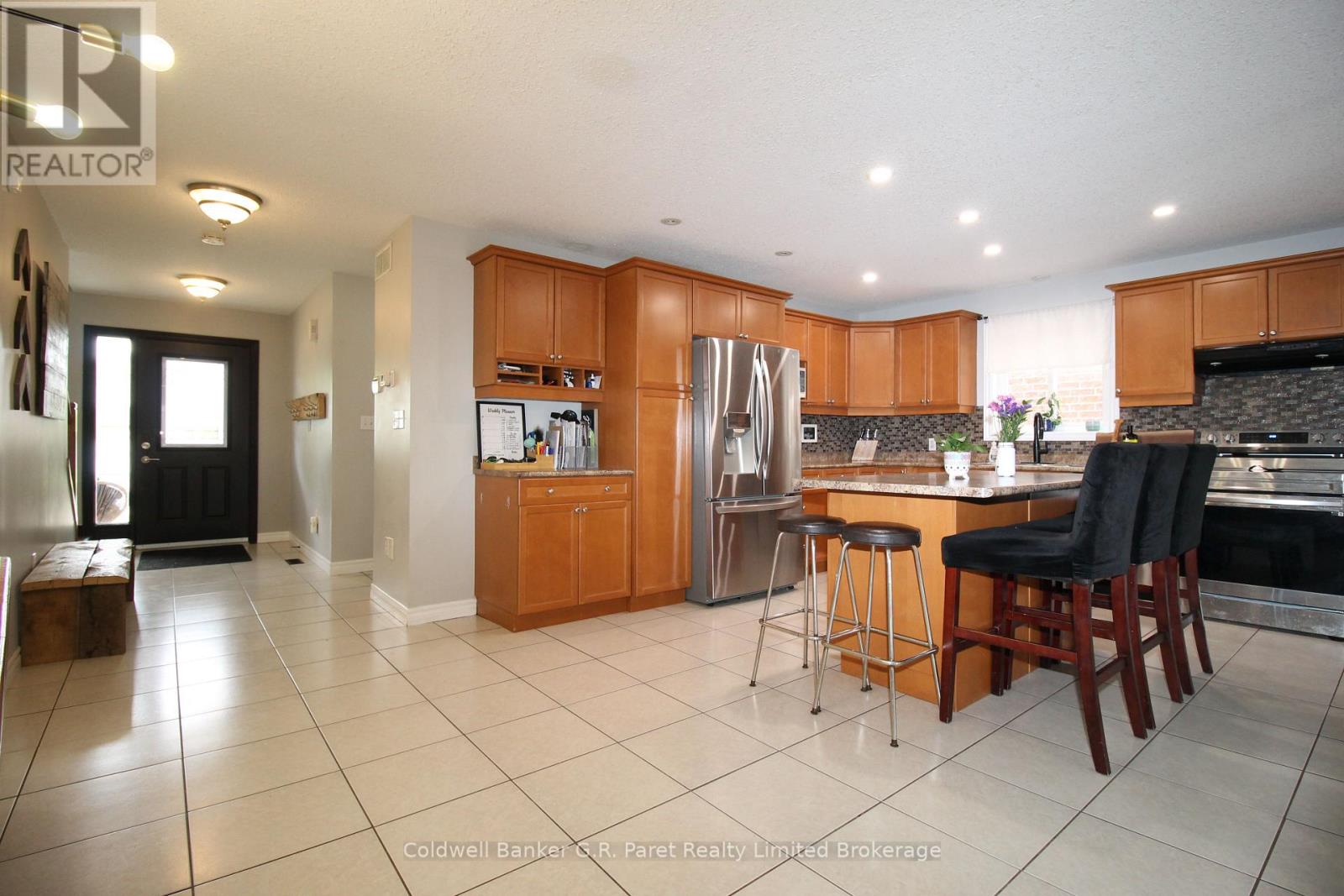 4 Langrell Avenue, Tillsonburg, Ontario  N4G 5X8 - Photo 8 - X12280473