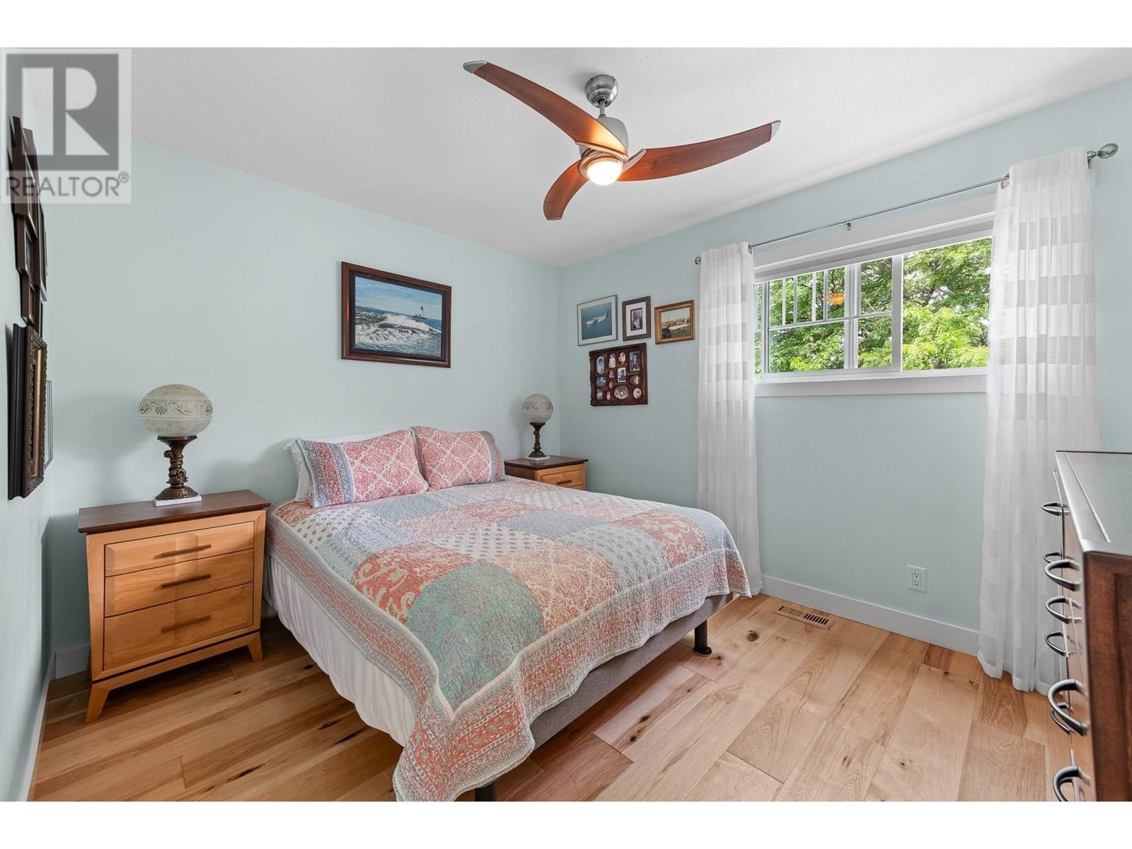 721 Fuller Avenue, Kelowna, British Columbia  V1Y 6X2 - Photo 2 - 10355121