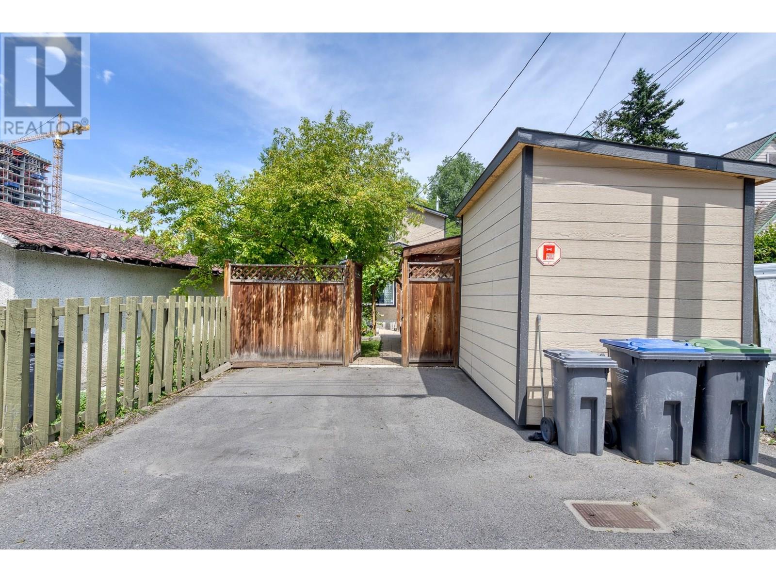 721 Fuller Avenue, Kelowna, British Columbia  V1Y 6X2 - Photo 33 - 10355121
