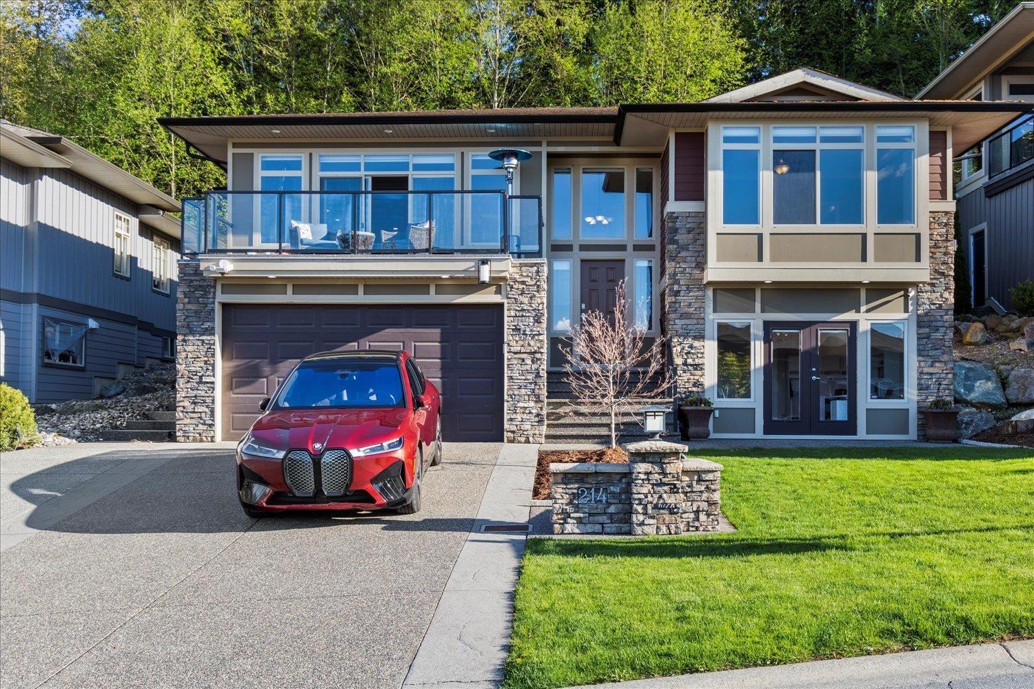 Property at 214 51075 FALLS COURT image 2