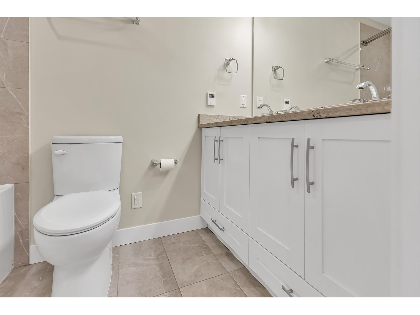 418 11077 Ravine Road, Surrey, British Columbia  V3T 0R7 - Photo 15 - R3020645
