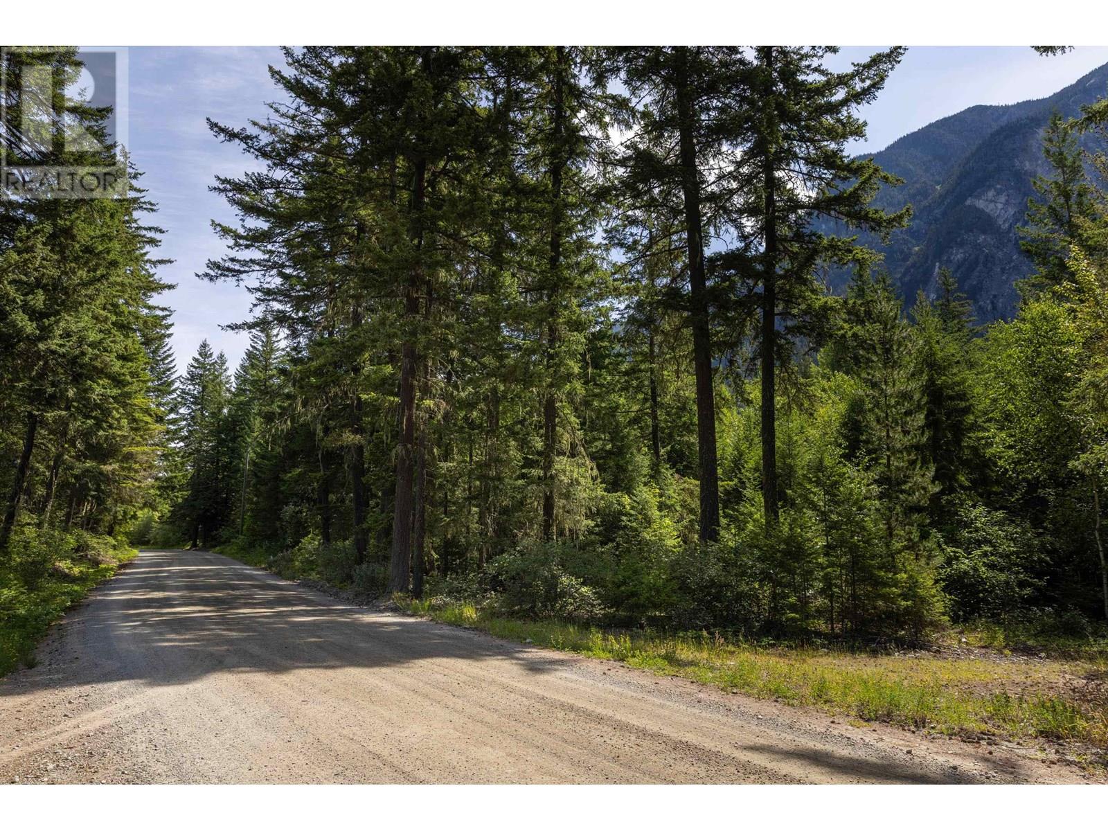 8894 Old Portage Road, D'arcy, British Columbia  V0N 1B0 - Photo 10 - R3023462