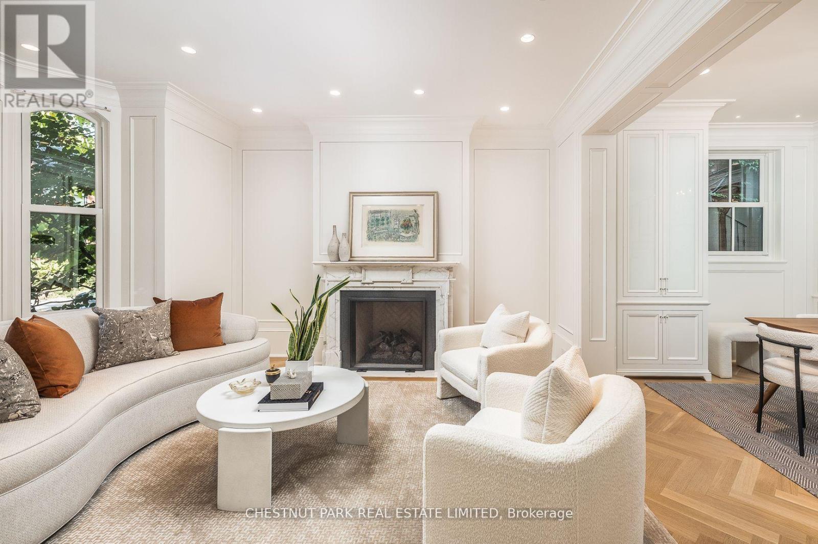 41 Boswell Avenue, Toronto, Ontario  M5R 1M5 - Photo 4 - C12280447