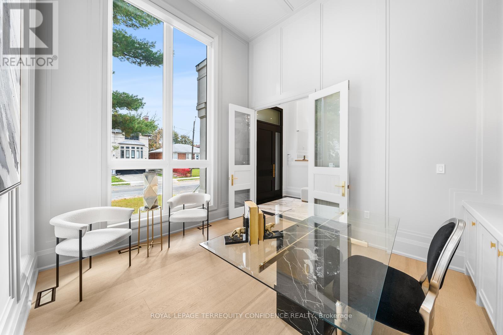 190 Hounslow Avenue, Toronto, Ontario  M2N 2B4 - Photo 15 - C12280464