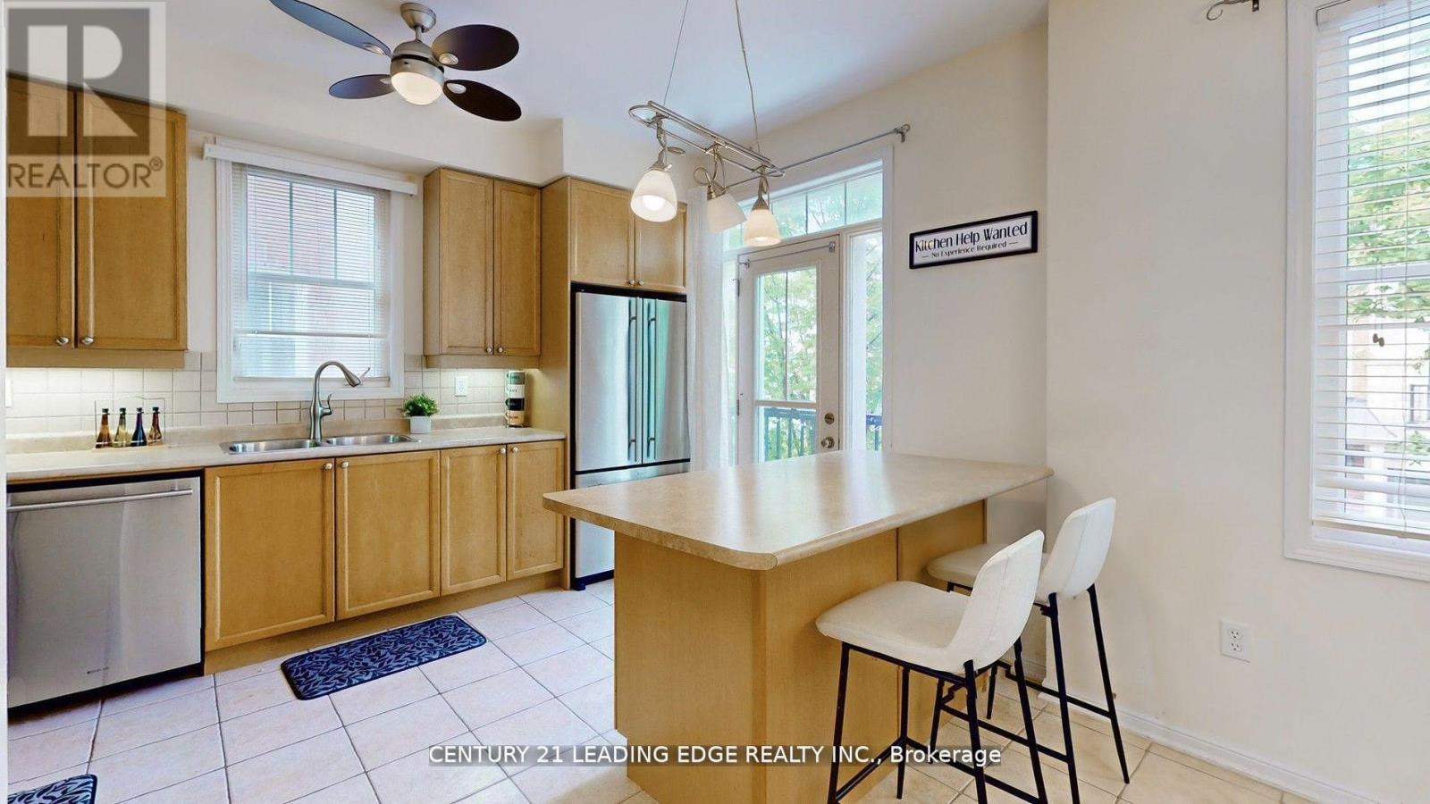 15 Yates Avenue, Toronto, Ontario  M1L 0C7 - Photo 31 - E12280446