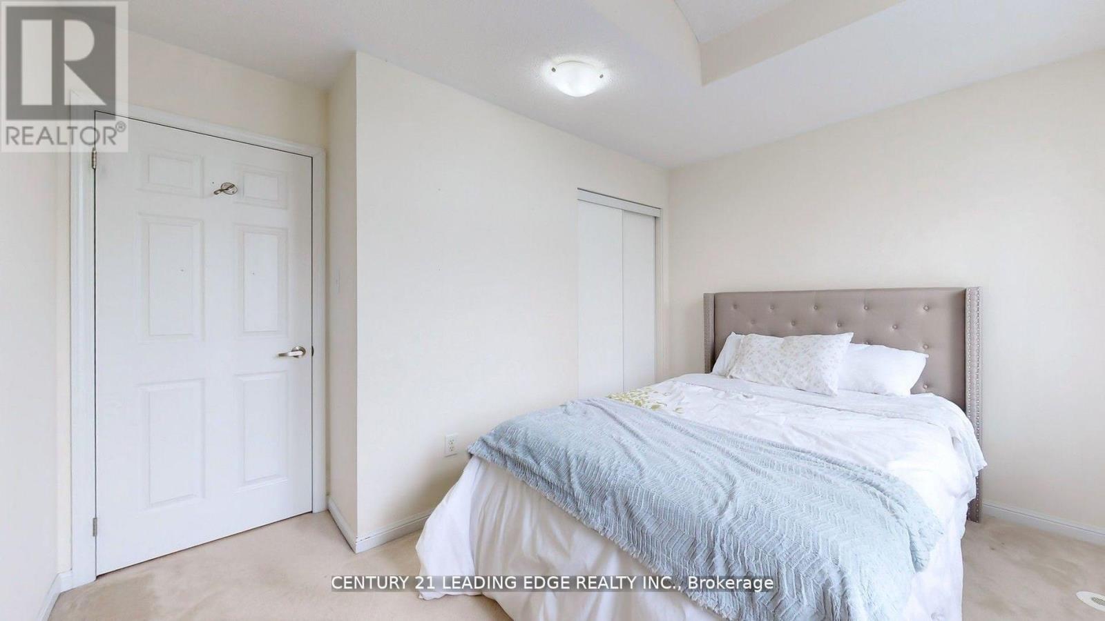 15 Yates Avenue, Toronto, Ontario  M1L 0C7 - Photo 38 - E12280446