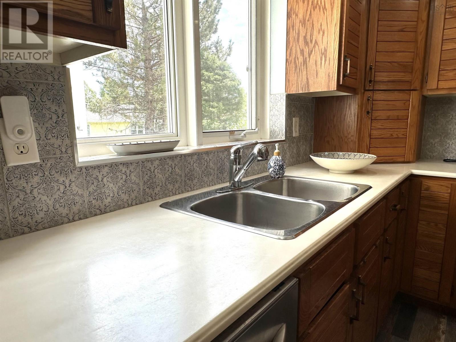 379 York Street, Glace Bay, Nova Scotia  B1A 2M9 - Photo 22 - 202513642