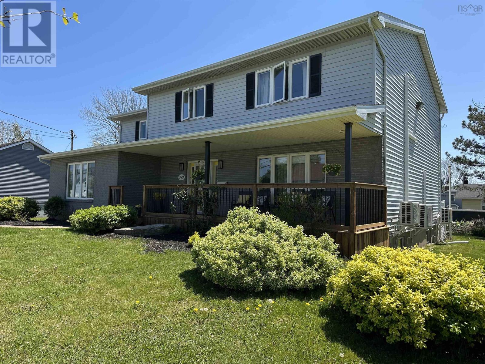 379 York Street, Glace Bay, Nova Scotia  B1A 2M9 - Photo 1 - 202513642