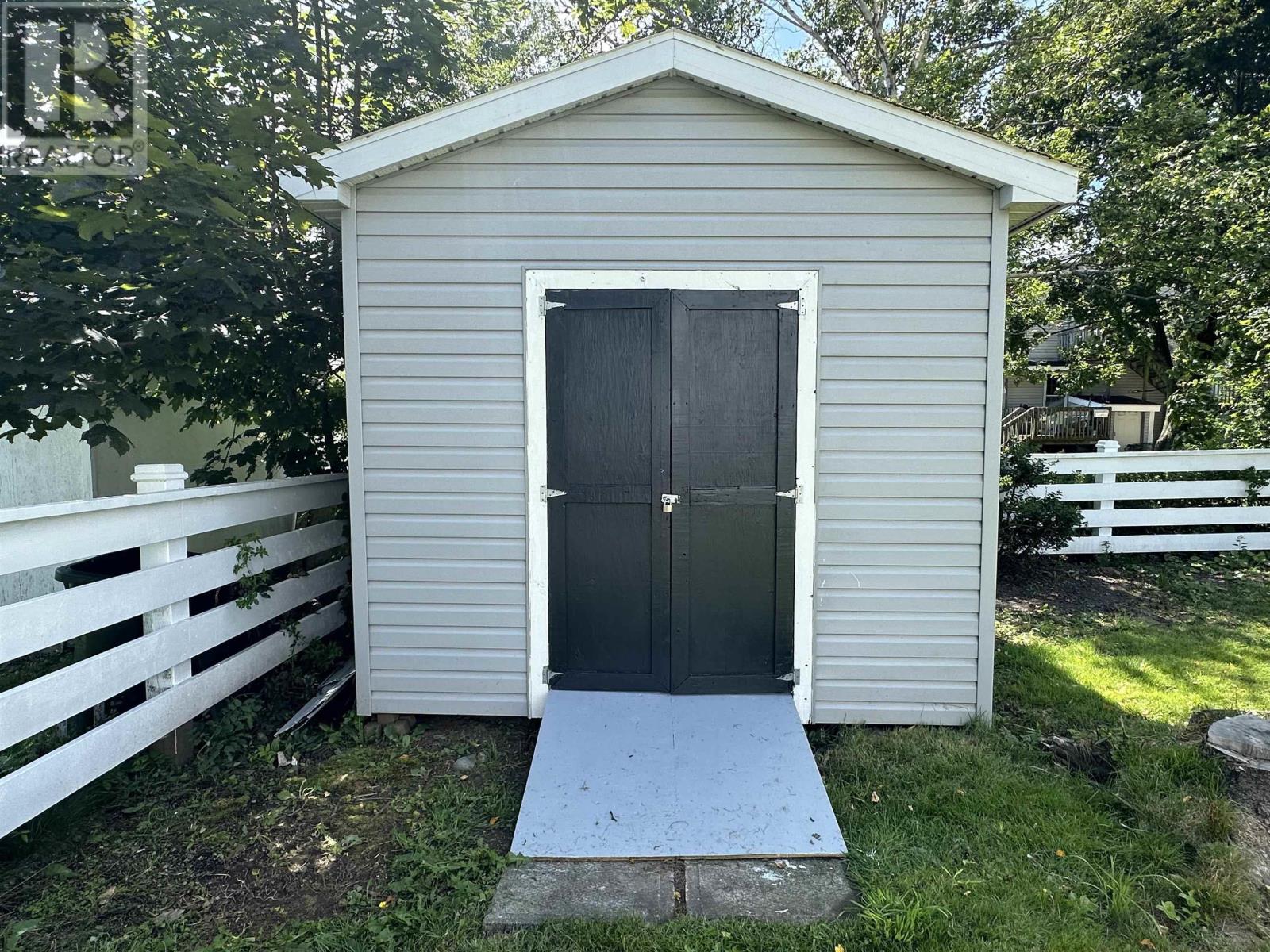 379 York Street, Glace Bay, Nova Scotia  B1A 2M9 - Photo 8 - 202513642