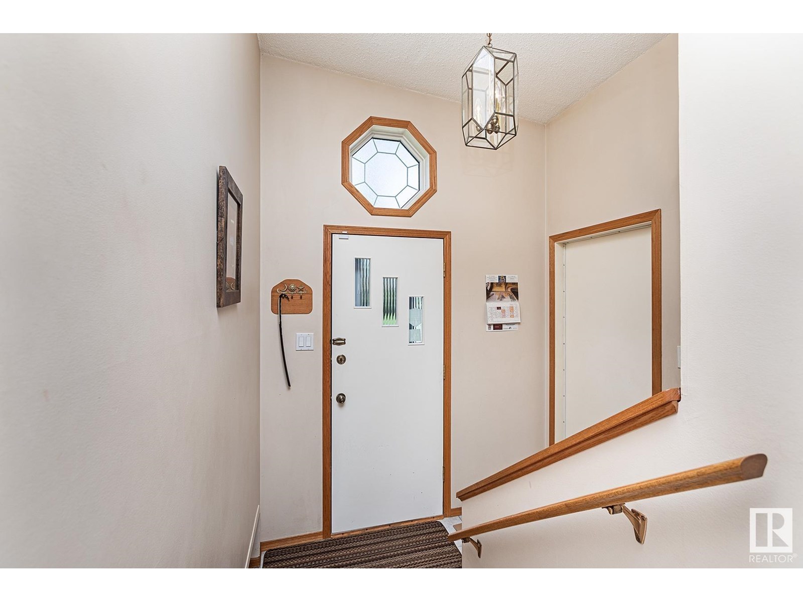 Property at 9523 134 AV NW image 1