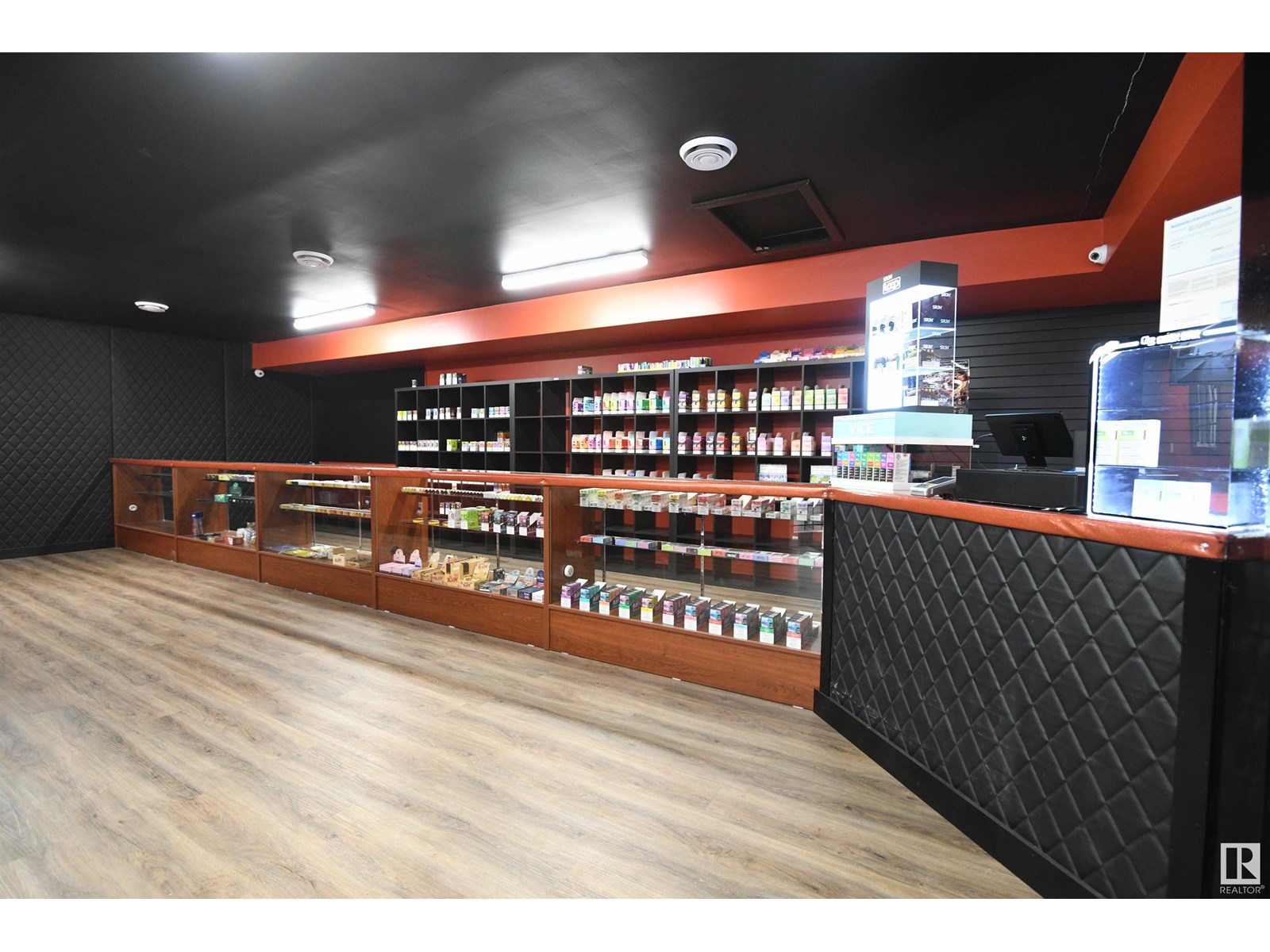 15820 Stony Plain RD NW, Edmonton, Alberta