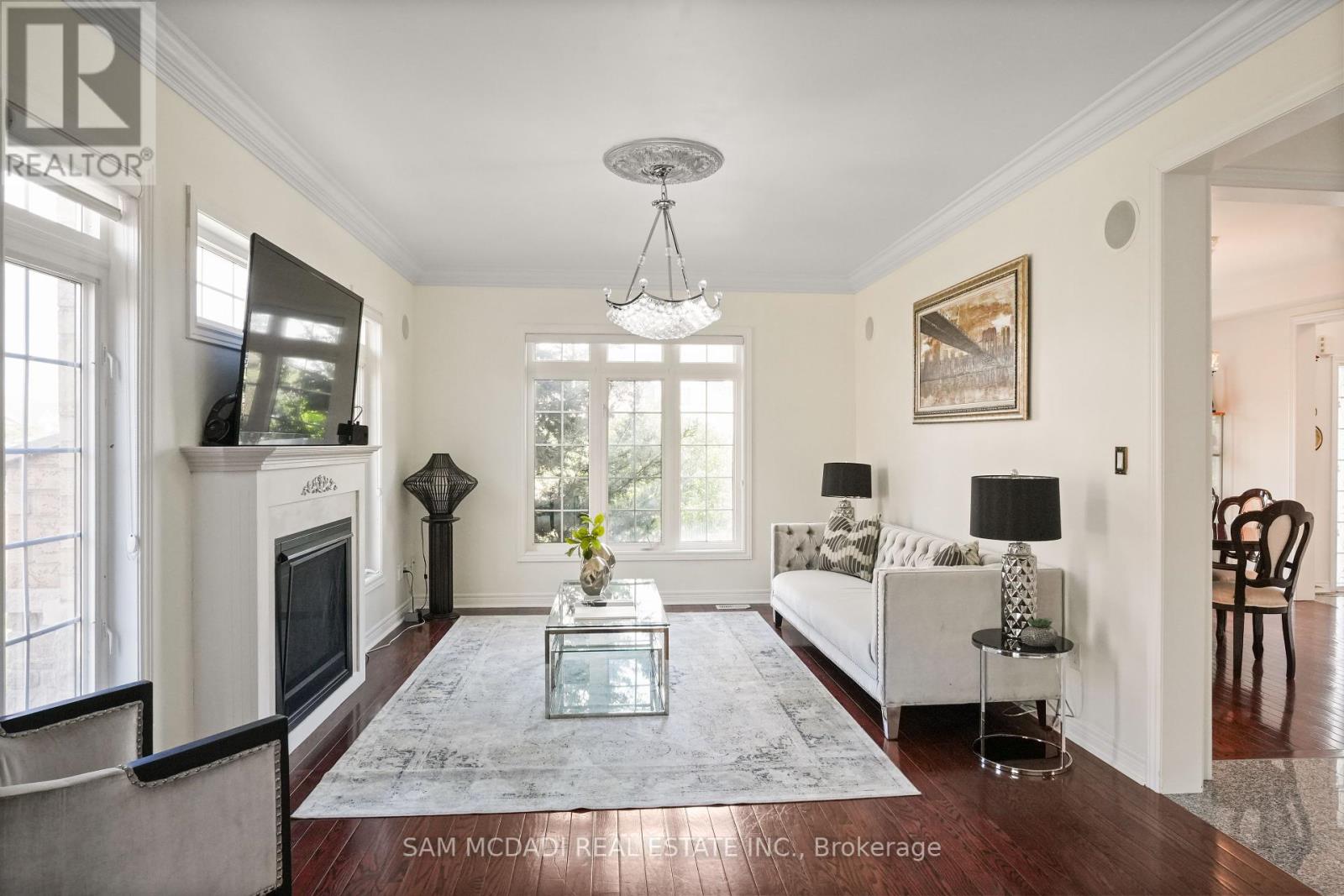 5499 Doctor Peddle Crescent, Mississauga, Ontario  L5M 0K7 - Photo 14 - W12280443
