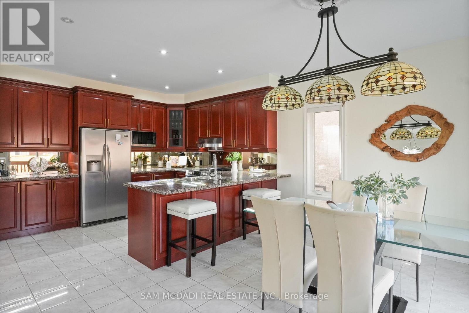 5499 Doctor Peddle Crescent, Mississauga, Ontario  L5M 0K7 - Photo 16 - W12280443
