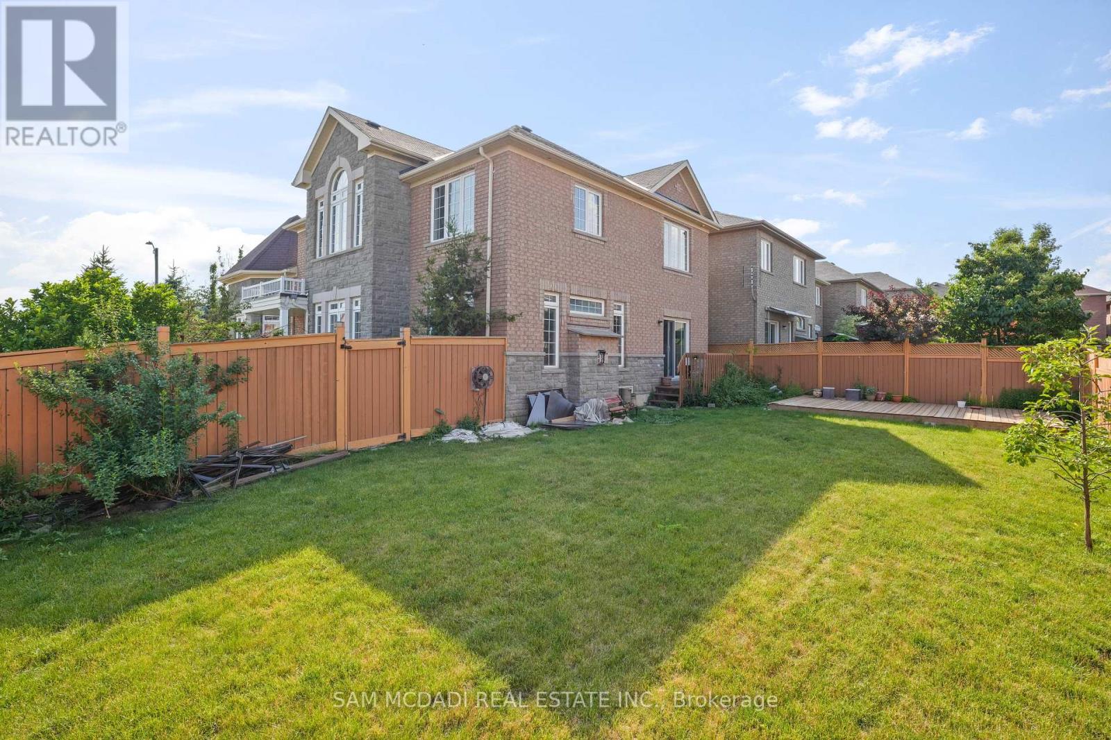 5499 Doctor Peddle Crescent, Mississauga, Ontario  L5M 0K7 - Photo 42 - W12280443