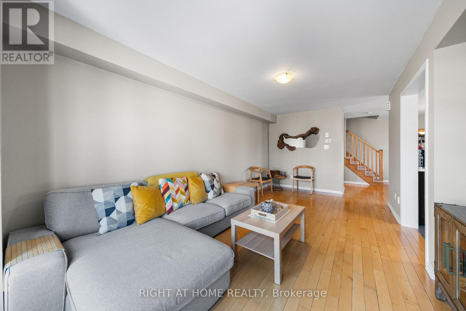 291 Woodley Crescent, Milton, Ontario  L9T 8B8 - Photo 11 - W12280480