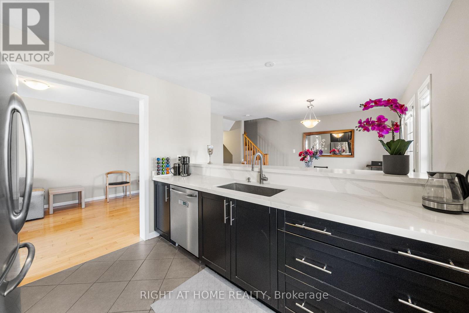 291 Woodley Crescent, Milton, Ontario  L9T 8B8 - Photo 14 - W12280480