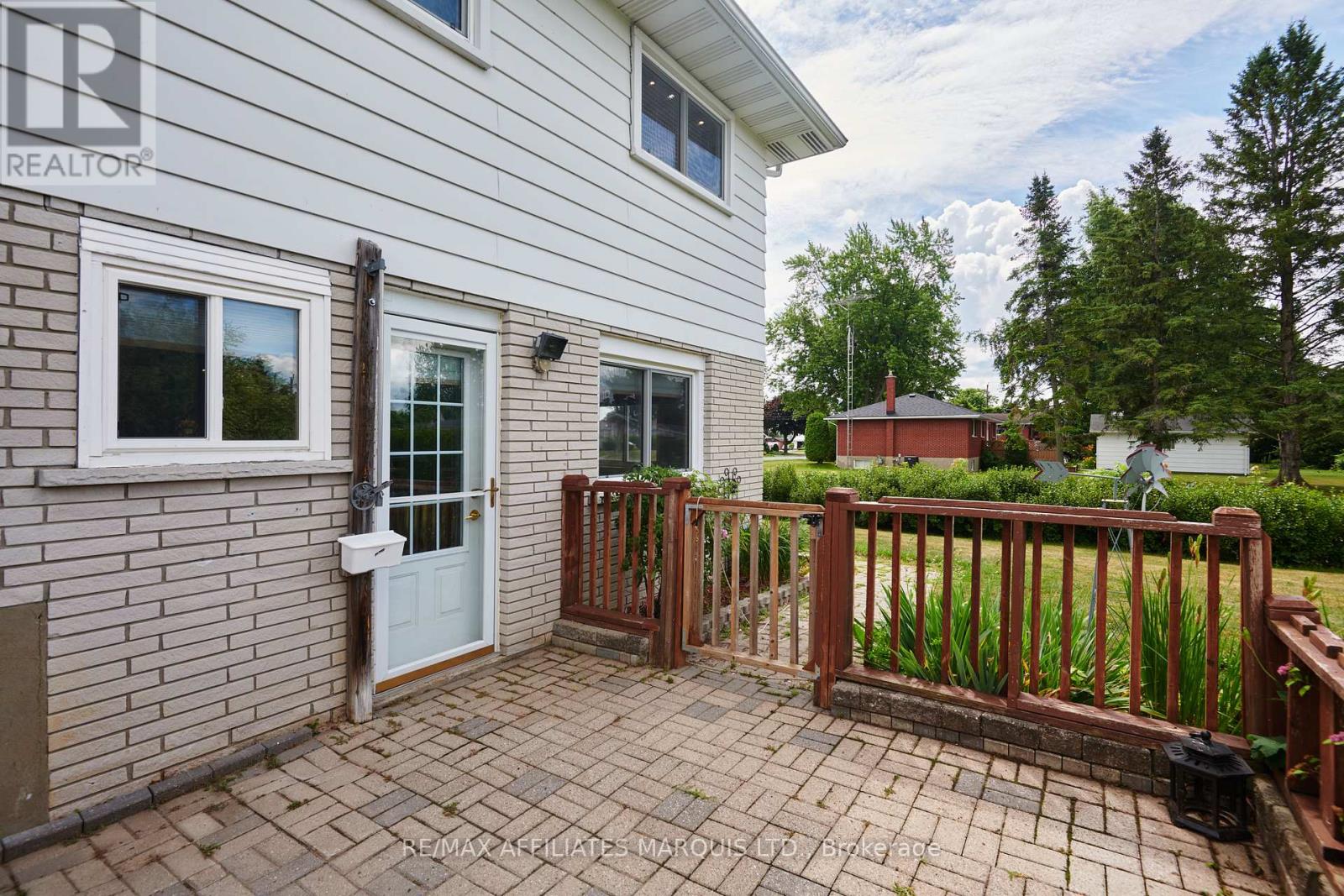 11 Ault Drive, South Stormont, Ontario  K0C 1M0 - Photo 30 - X12280539