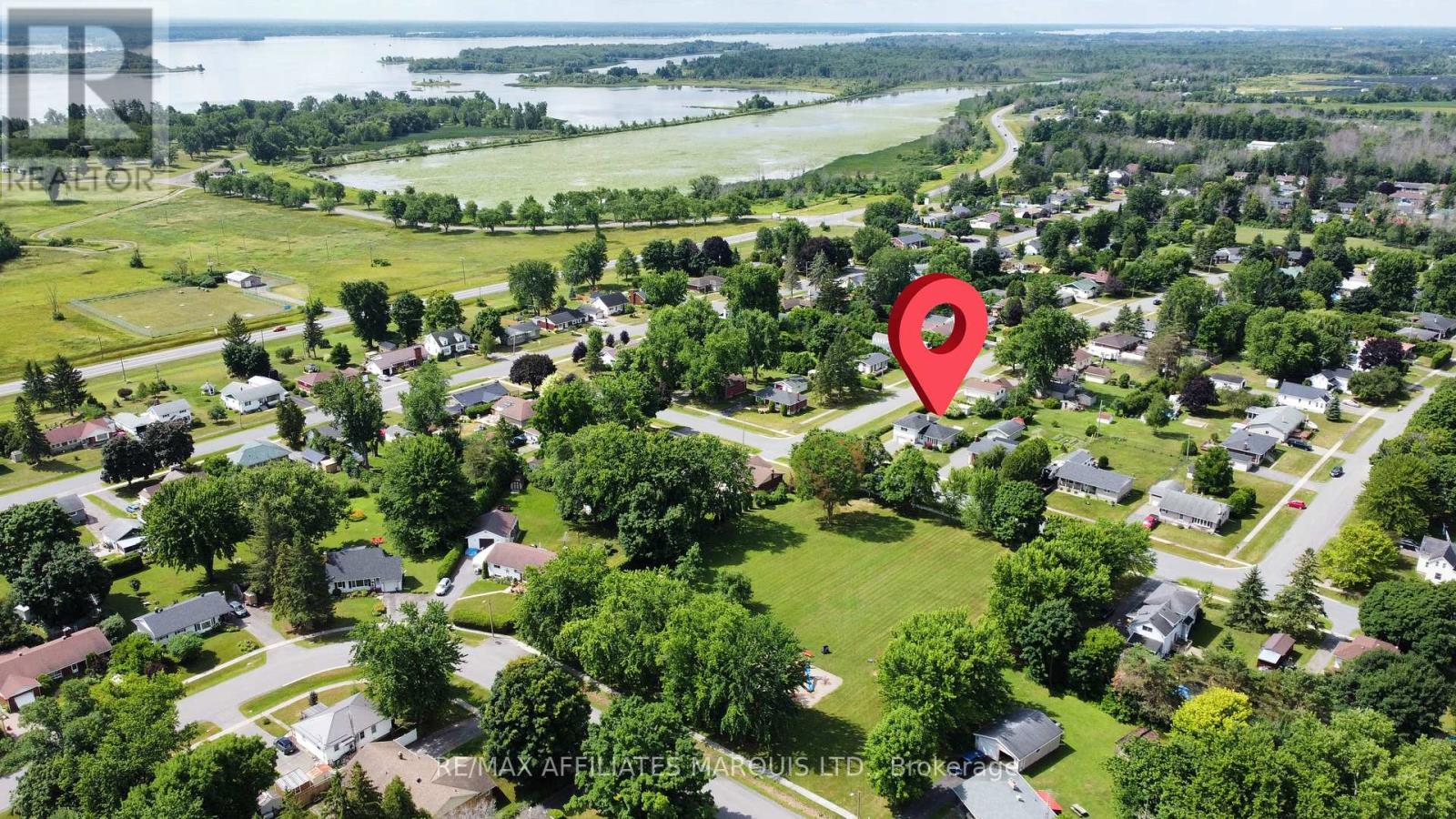 11 Ault Drive, South Stormont, Ontario  K0C 1M0 - Photo 33 - X12280539