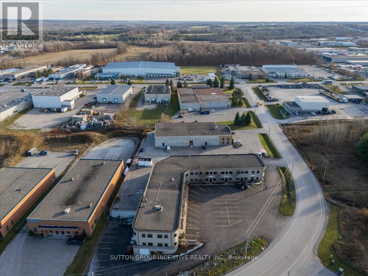 10&11, 1st Floor - 27 Hooper Road, Barrie, Ontario  L4N 9S3 - Photo 12 - S12280503