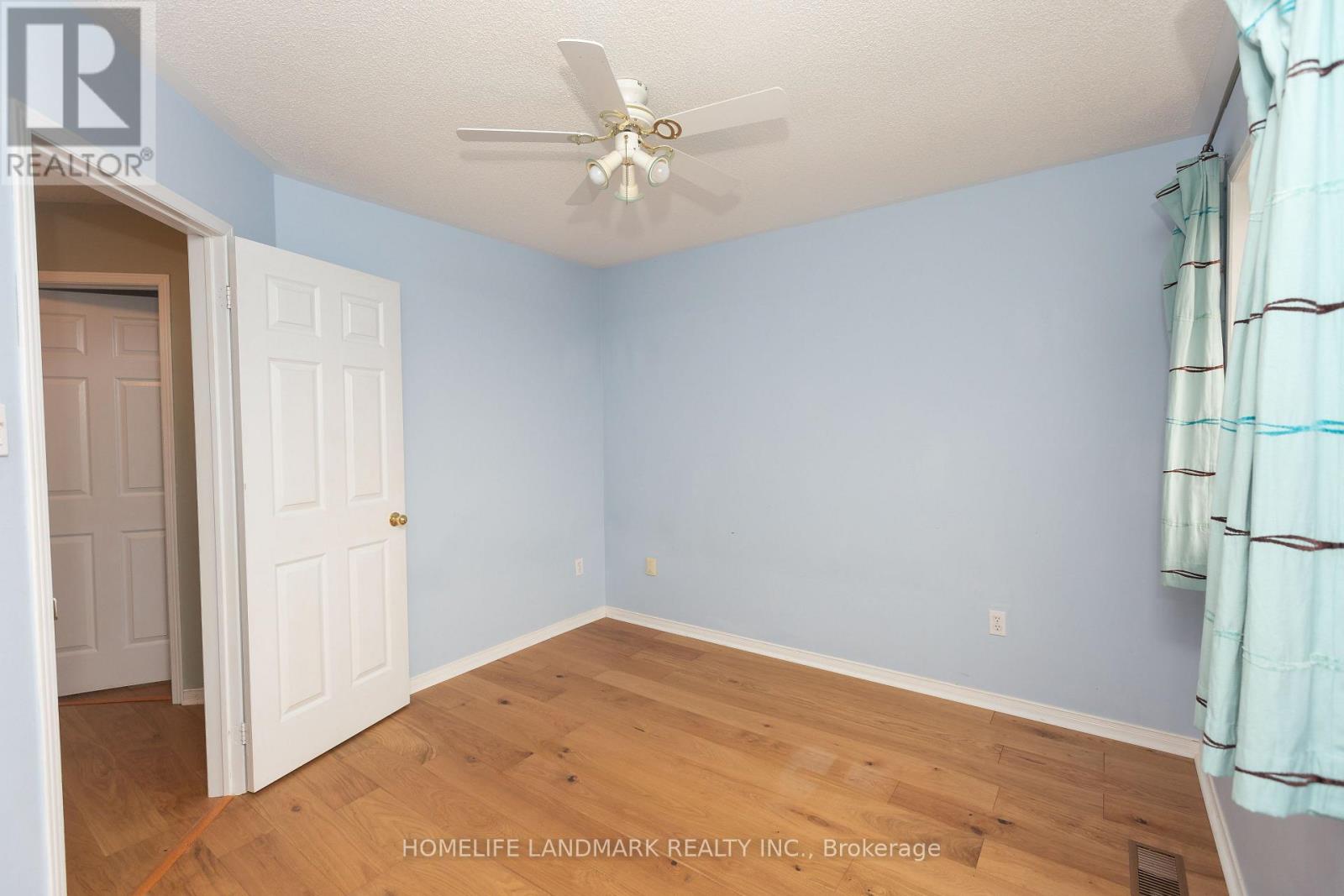 5722 Greensboro Drive, Mississauga, Ontario  L5M 5T7 - Photo 13 - W12280513