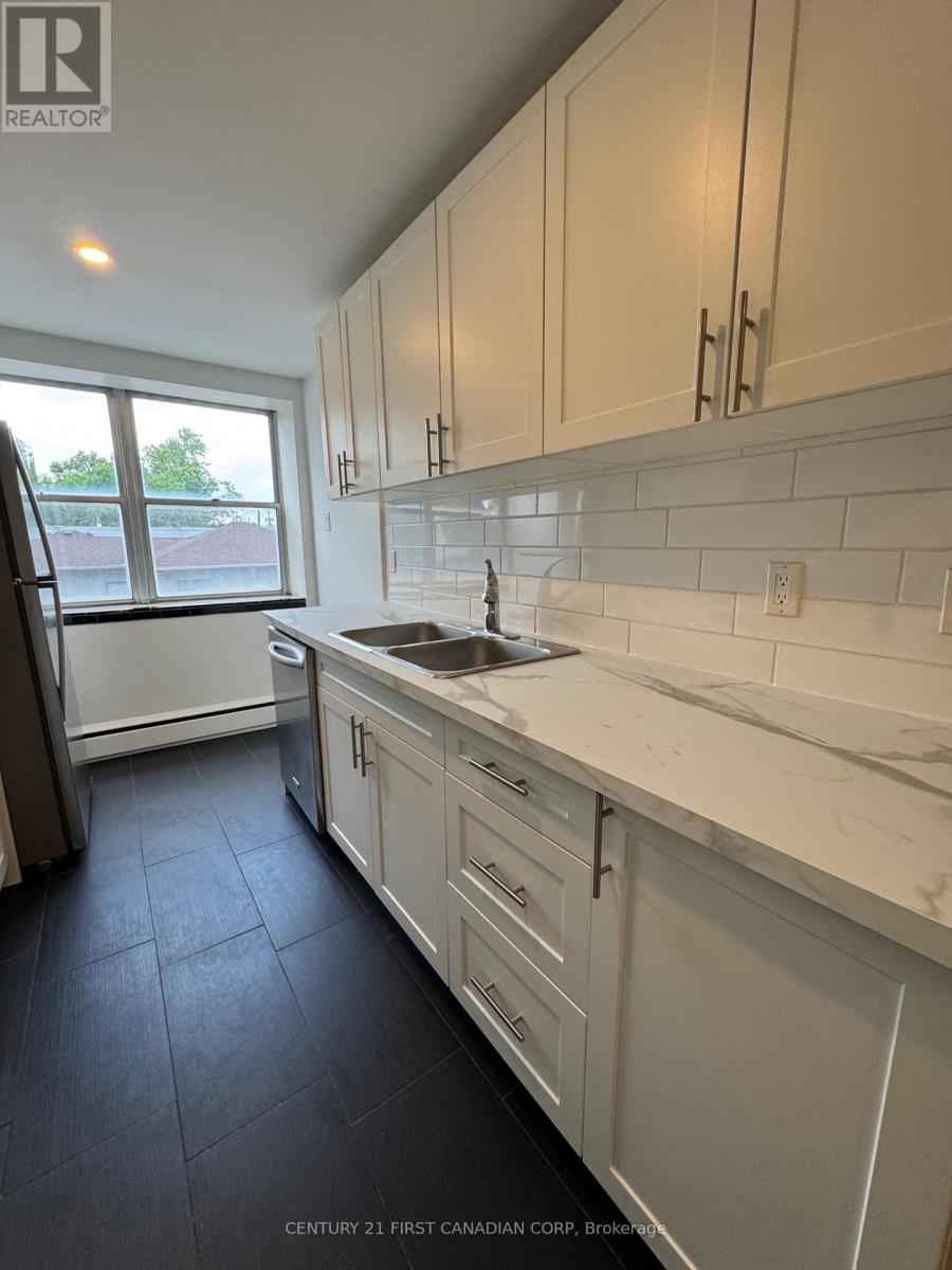 210 - 75 High Street, London South (South F), Ontario  N6C 4J8 - Photo 9 - X12277926