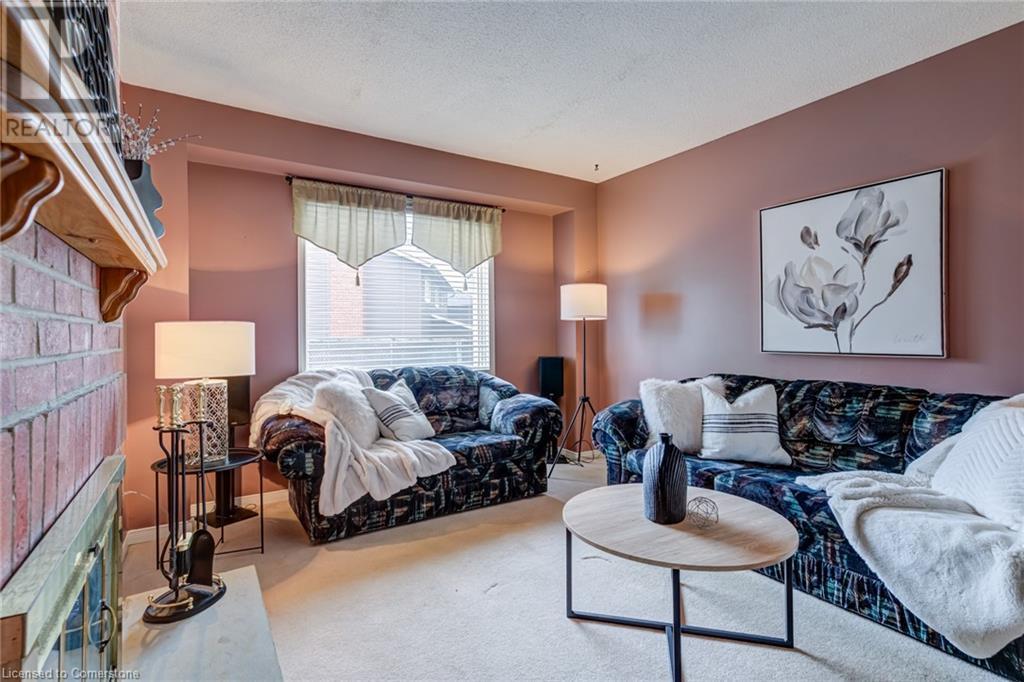 2055 Hunters Wood Drive, Burlington, Ontario  L7M 2T9 - Photo 16 - 40749885