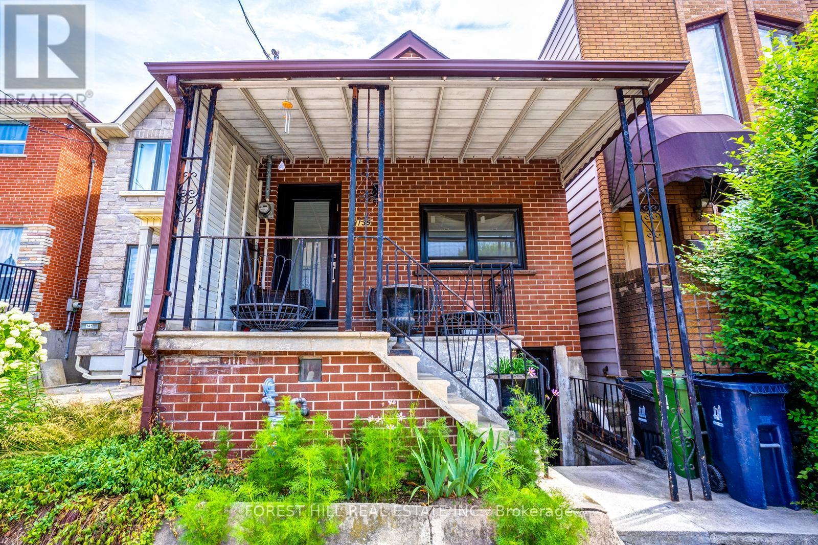 139 Christie Street, Toronto, Ontario  M6G 3B3 - Photo 22 - C12275750