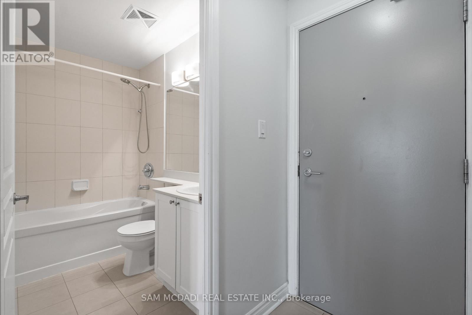 710 - 3525 Kariya Drive, Mississauga, Ontario  L5B 0C2 - Photo 17 - W12278213