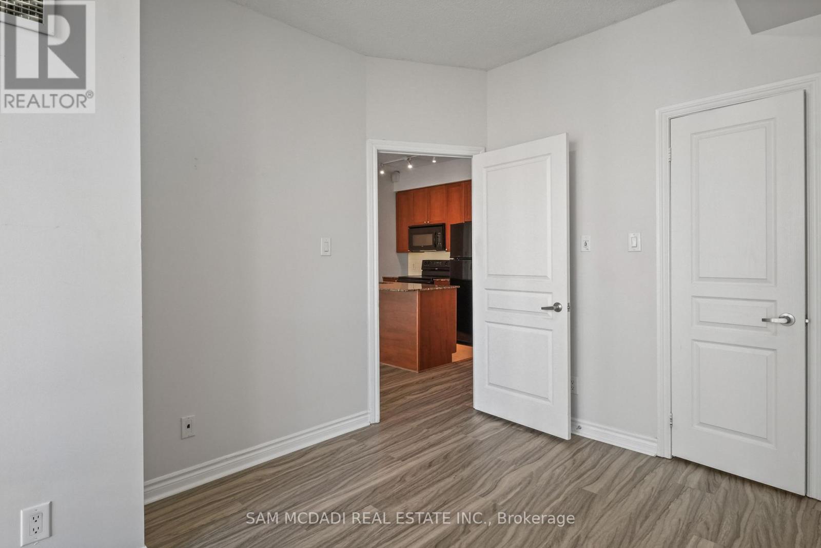 710 - 3525 Kariya Drive, Mississauga, Ontario  L5B 0C2 - Photo 23 - W12278213