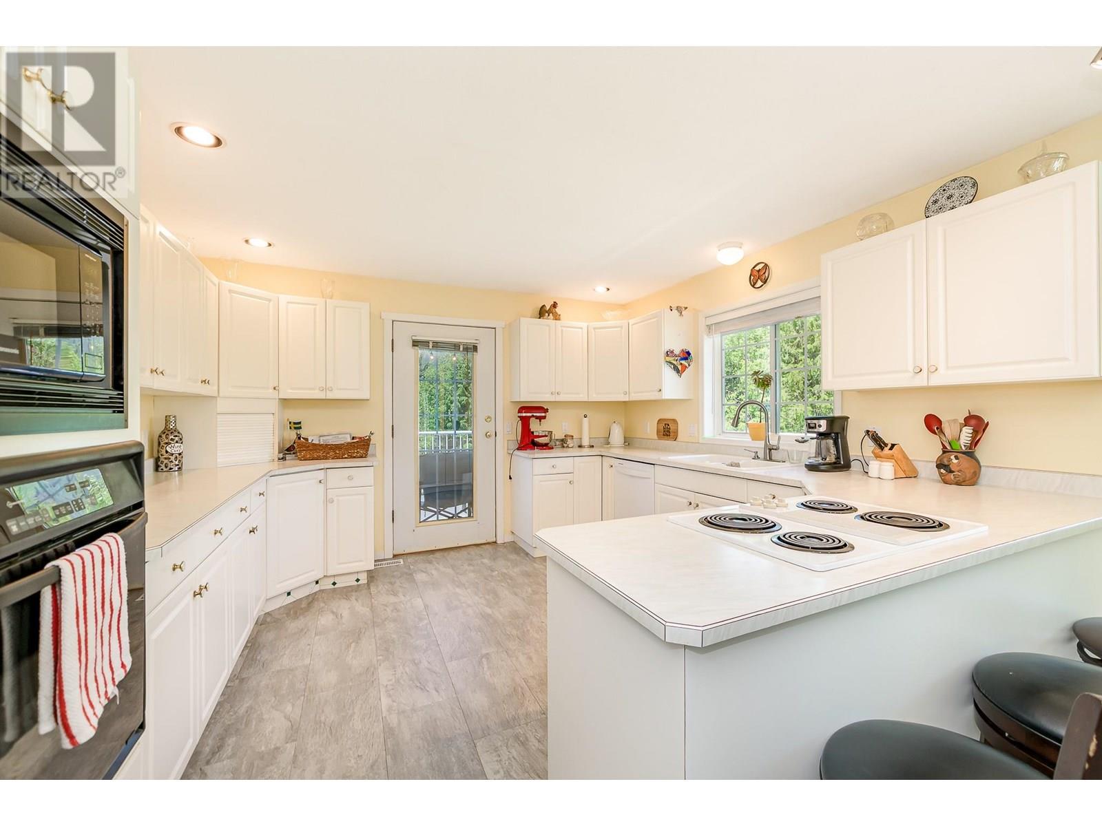 4340 Sederberg Road, Malakwa, British Columbia  V0E 2J0 - Photo 10 - 10349316