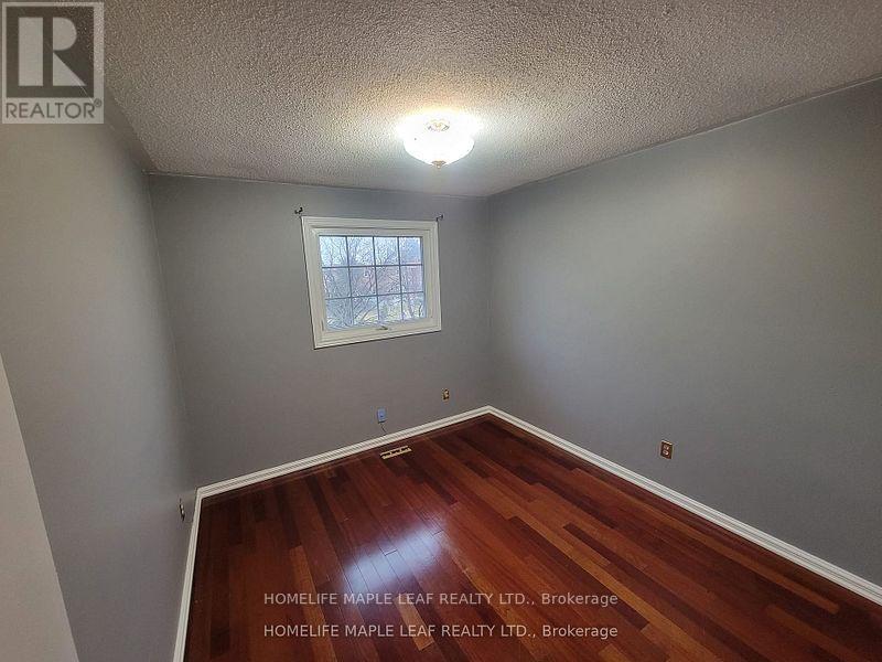 Upper - 4 Ashurst Crescent, Brampton, Ontario  L6V 3N8 - Photo 12 - W12280587