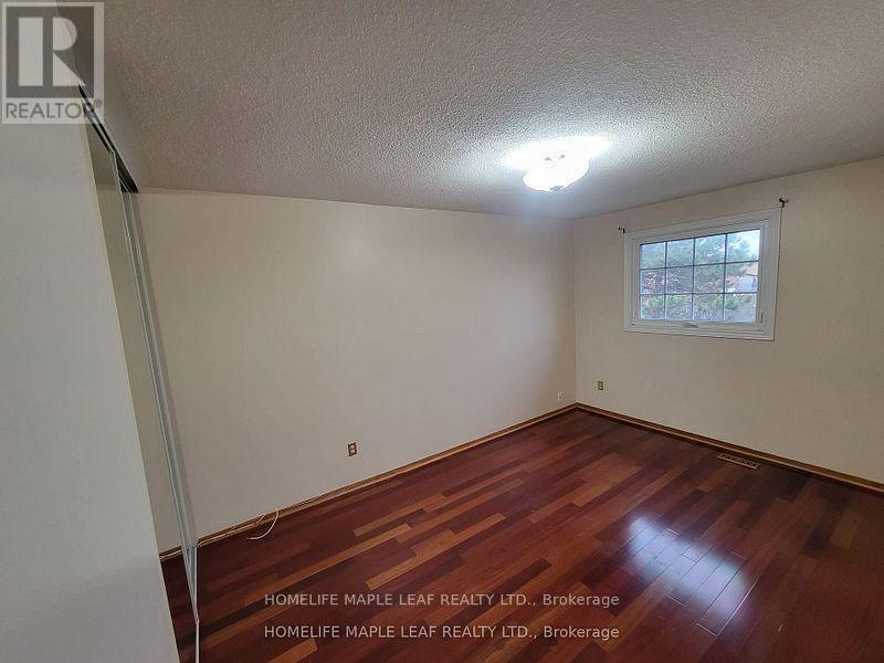 Upper - 4 Ashurst Crescent, Brampton, Ontario  L6V 3N8 - Photo 13 - W12280587