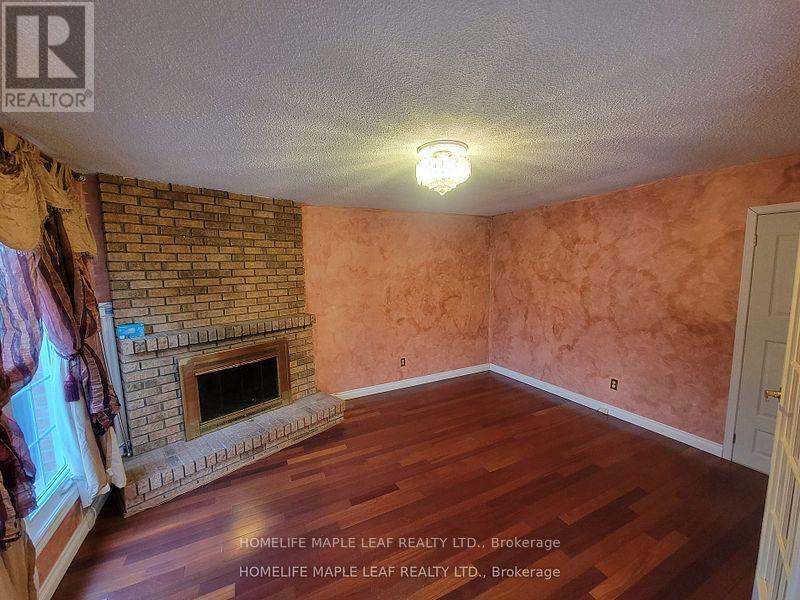 Upper - 4 Ashurst Crescent, Brampton, Ontario  L6V 3N8 - Photo 8 - W12280587