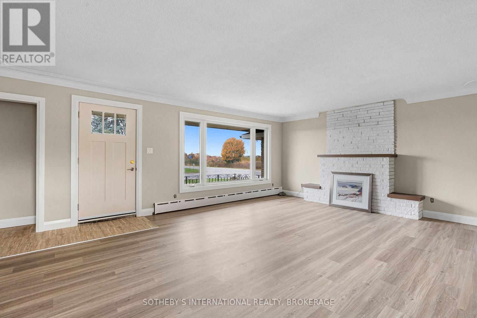 540 Concession 1 Road, Niagara-On-The-Lake, Ontario  L0S 1J0 - Photo 11 - X12280617