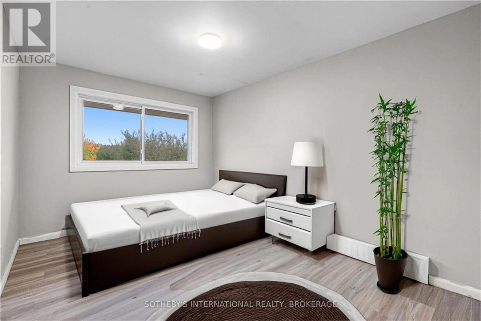 540 Concession 1 Road, Niagara-On-The-Lake, Ontario  L0S 1J0 - Photo 19 - X12280617