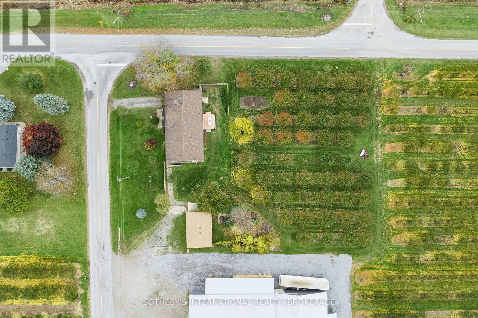 540 Concession 1 Road, Niagara-On-The-Lake, Ontario  L0S 1J0 - Photo 4 - X12280617