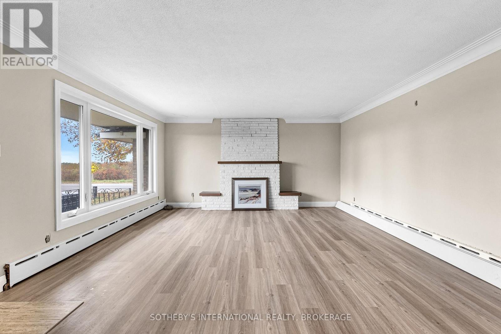 540 Concession 1 Road, Niagara-On-The-Lake, Ontario  L0S 1J0 - Photo 9 - X12280617