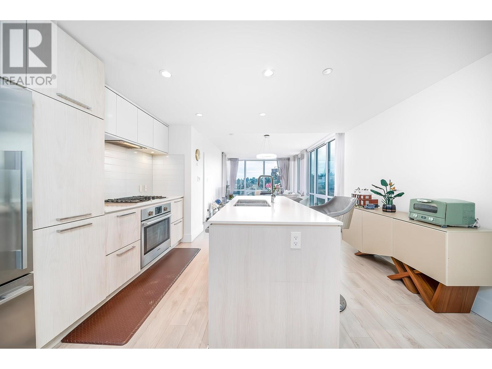 2007 680 Seylynn Cres, North Vancouver, British Columbia  V7J 0B5 - Photo 10 - R2975732