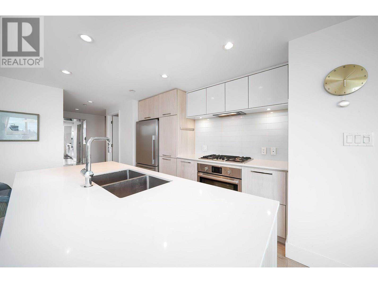 2007 680 Seylynn Cres, North Vancouver, British Columbia  V7J 0B5 - Photo 11 - R2975732