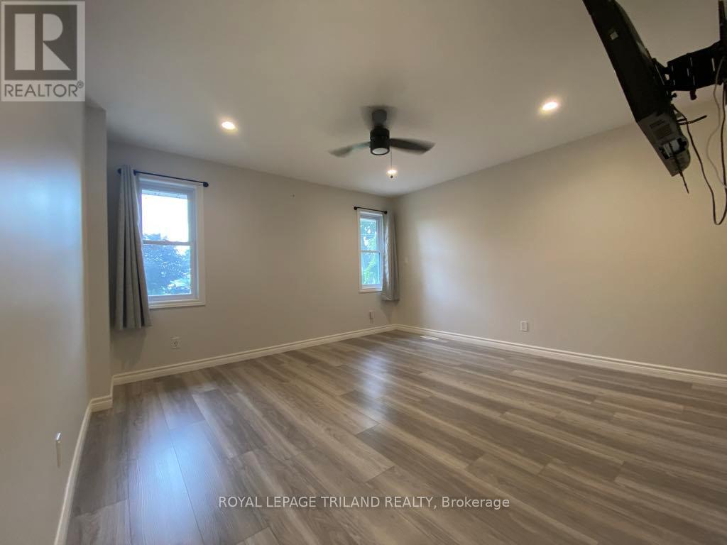 102 Ontario Street, Lambton Shores, Ontario  N0M 2N0 - Photo 23 - X12280638
