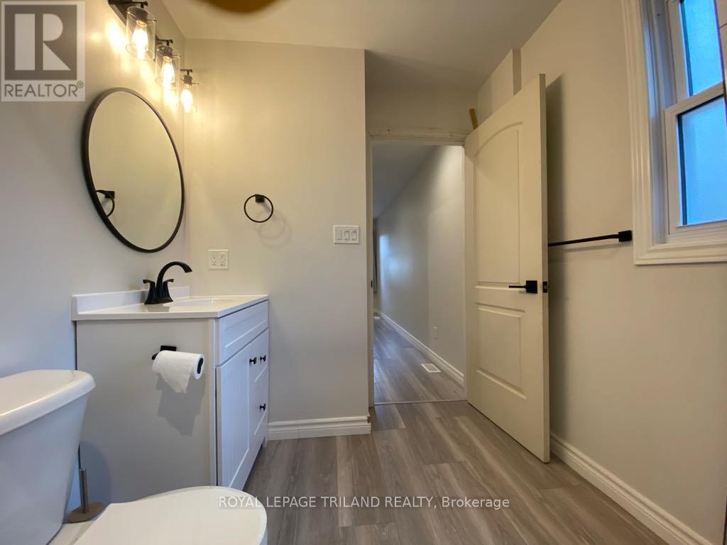 102 Ontario Street, Lambton Shores, Ontario  N0M 2N0 - Photo 26 - X12280638