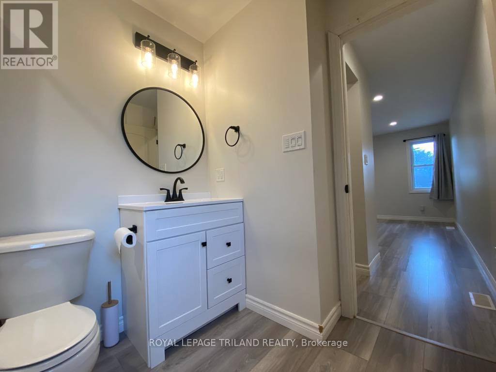 102 Ontario Street, Lambton Shores, Ontario  N0M 2N0 - Photo 27 - X12280638