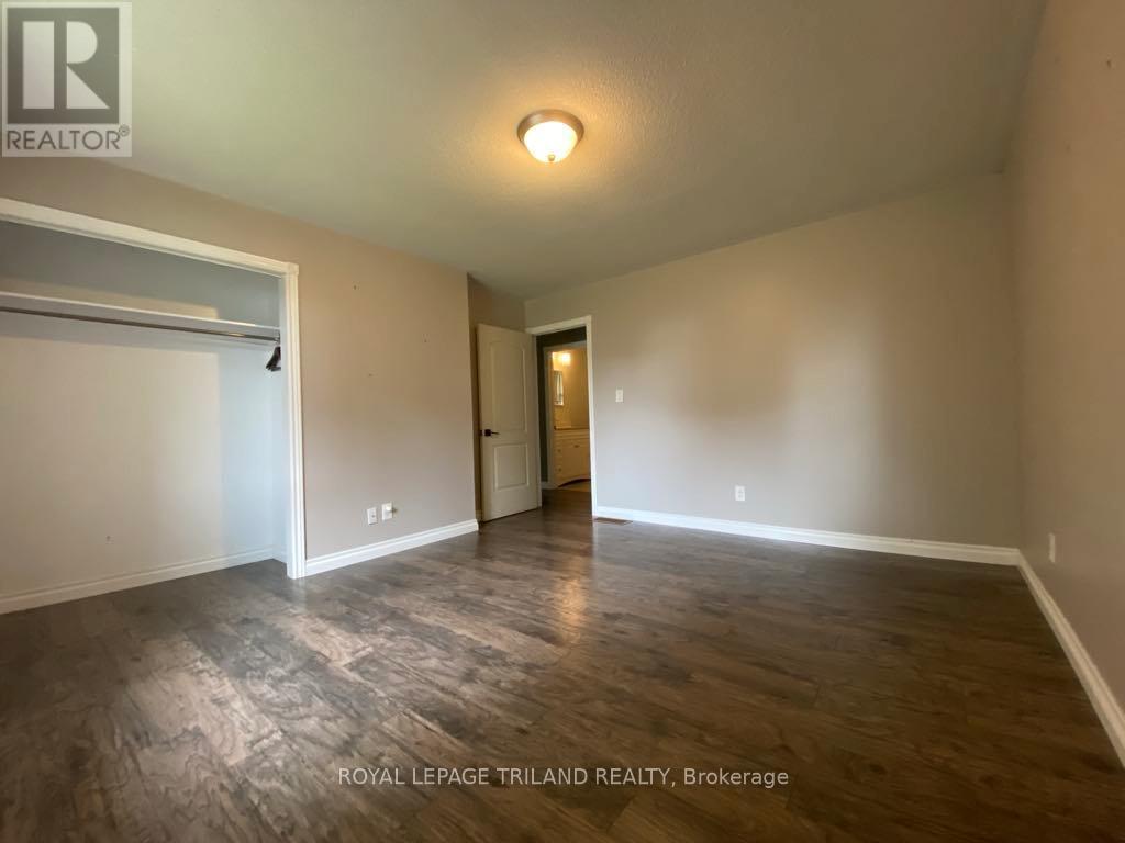 102 Ontario Street, Lambton Shores, Ontario  N0M 2N0 - Photo 28 - X12280638